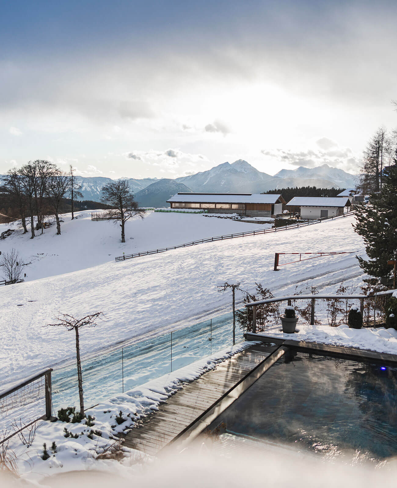Ausblick im Winter auf den Pool