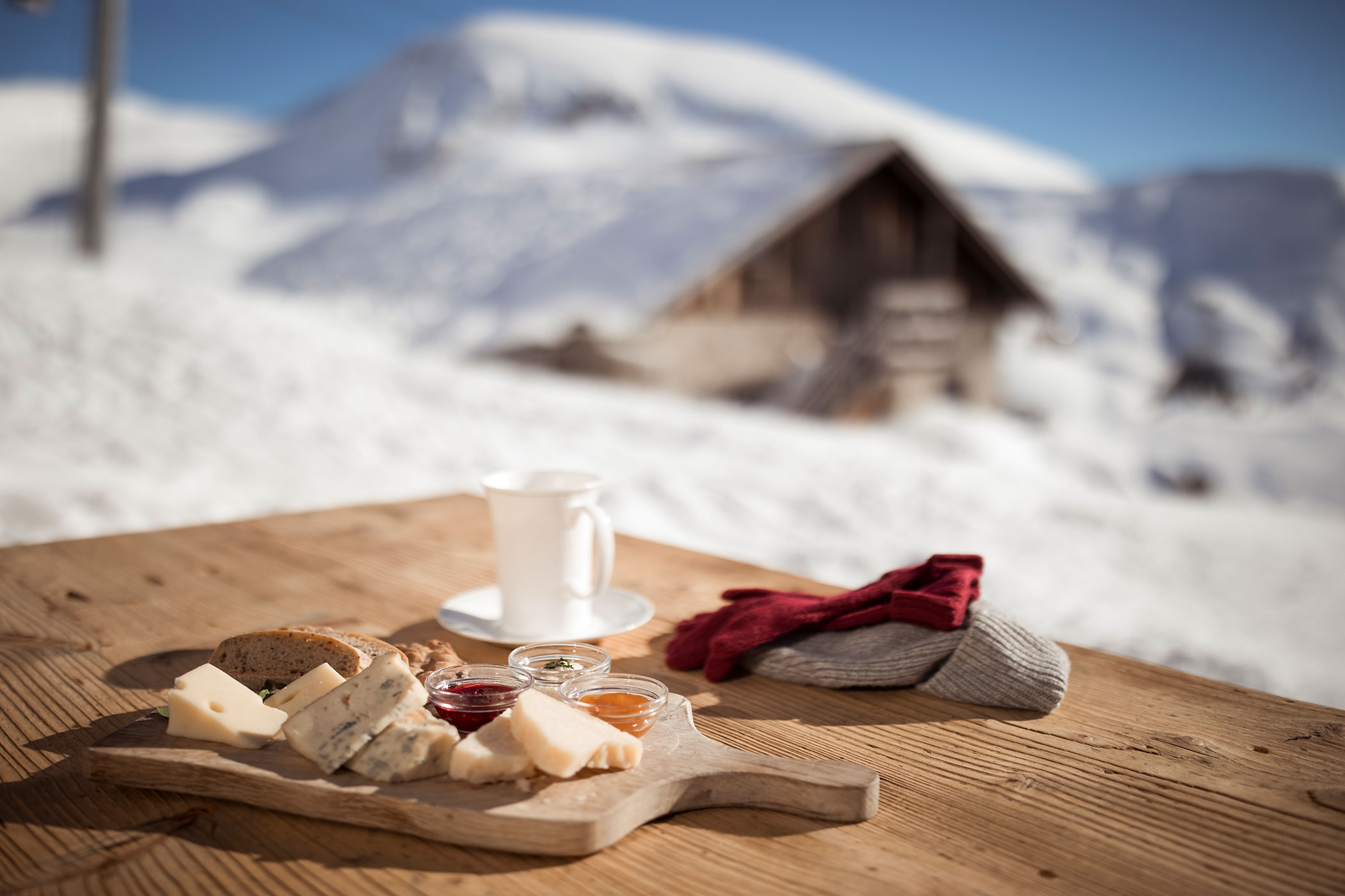 Drinking tea - Hotel Hirzer