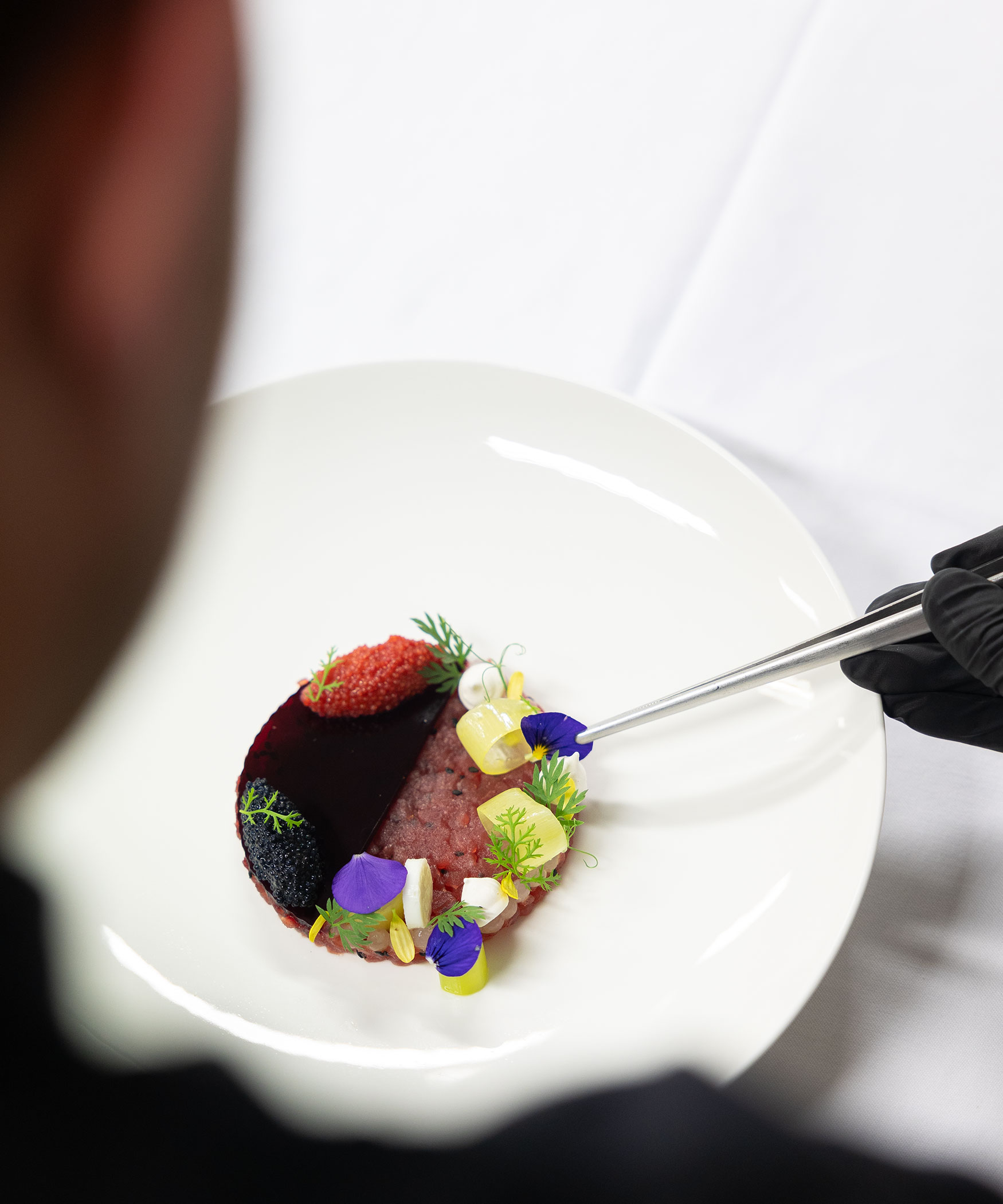 Hirzer's world of pleasure