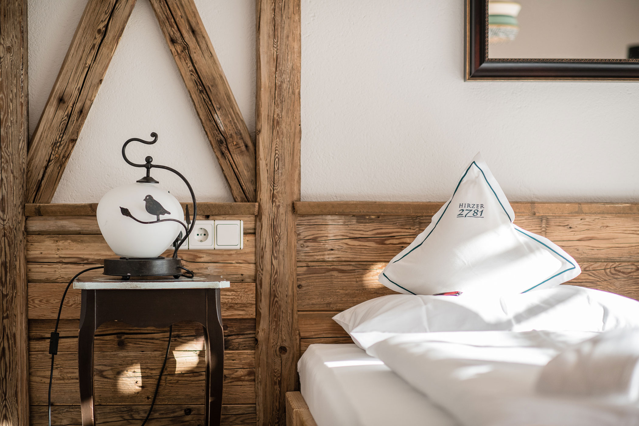 Cozy bed - Hotel Hirzer