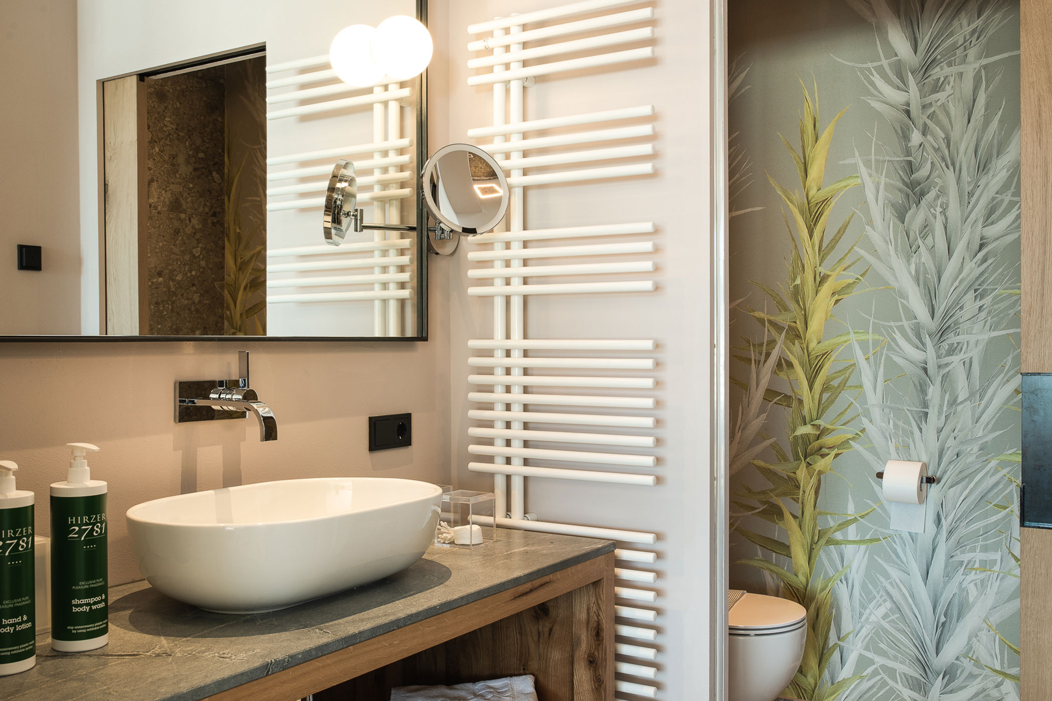 Bathroom - Detail - Hotel Hirzer