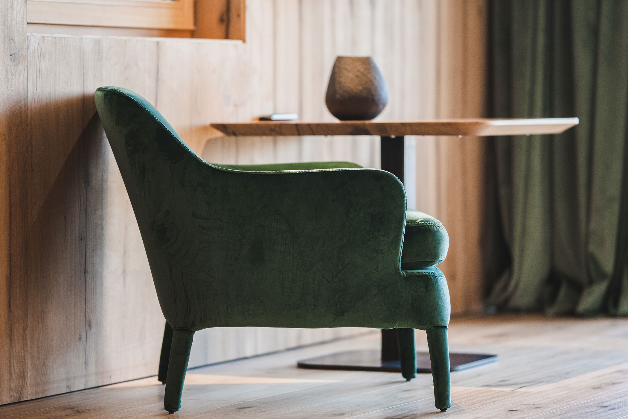 Living Room - Deluxe Suite R - Hotel Hirzer