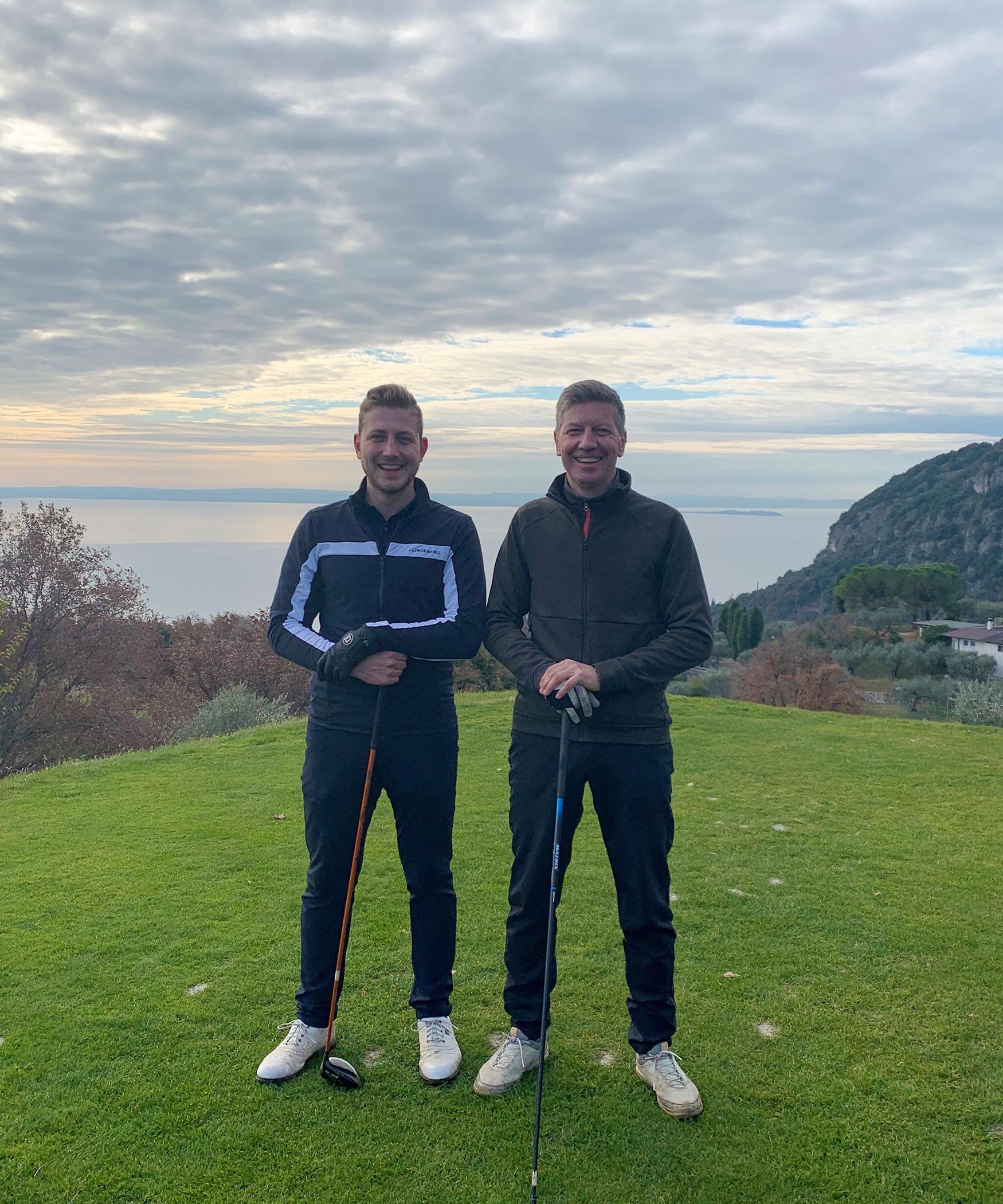 Hotel with golf service